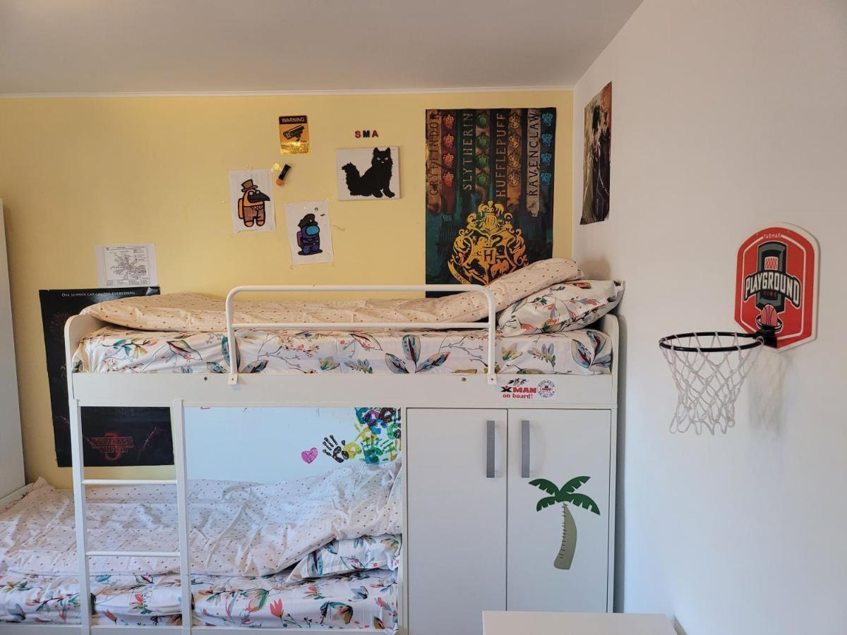 Family Friendly With Kids Room, Quiet And Peaceful Бухарест Екстер'єр фото